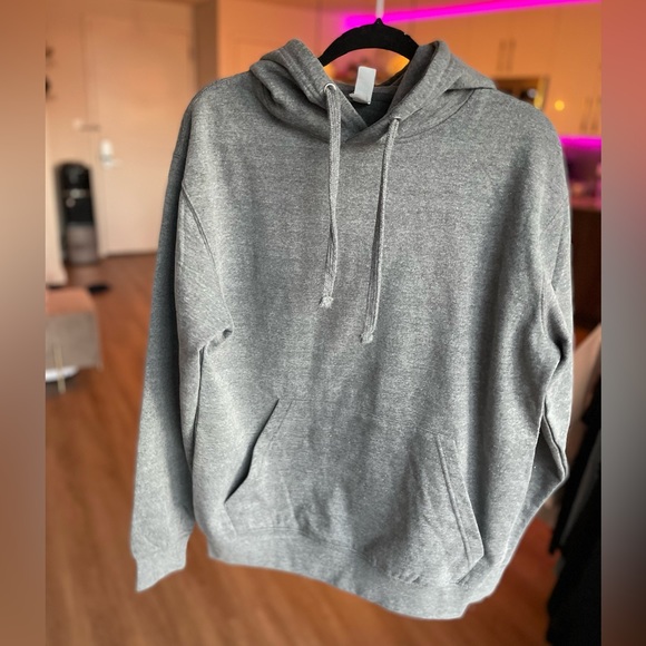 Urban 360 Long-Sleeve Hooded Sweatshirt | Closet Label #53.) - Picture 7 of 9